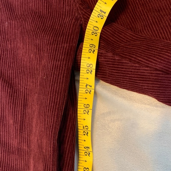 Old Navy women’s high rise wide leg Corduroy Pants Deep Red maroon wine 12 NWT - Picture 3 of 5